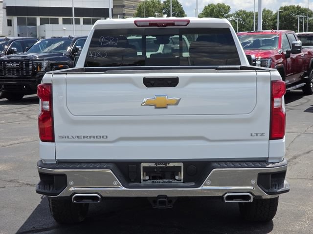 New 2026 Chevrolet Silverado 1500 LTZ w/ LTZ Premium Package AWD/4WD image 24