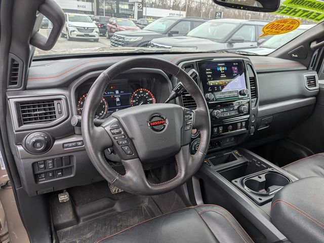 Used 2022 Nissan Titan PRO-4X w/ Pro-4x Convenience Package AWD/4WD image 7
