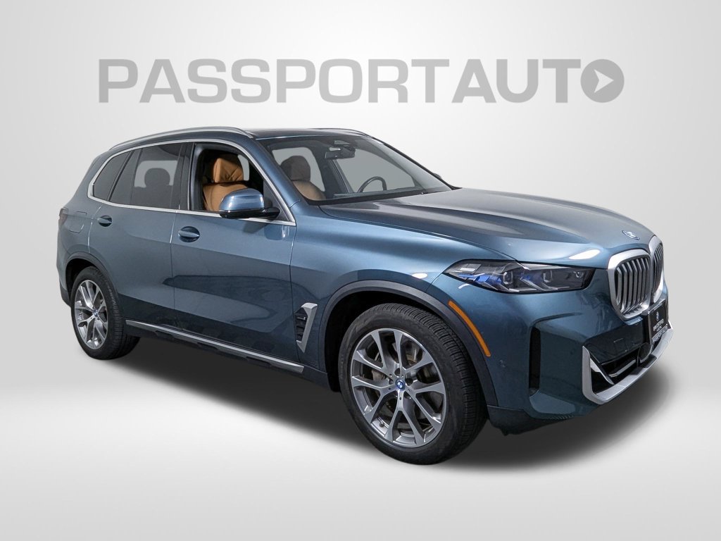 Certified 2024 BMW X5 xDrive50e w/ Premium Package AWD/4WD image 7