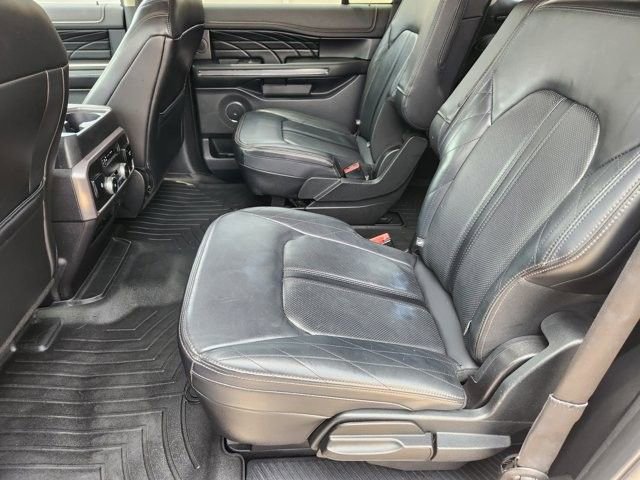 Used 2019 Ford Expedition Max Platinum RWD image 30