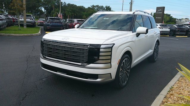 New 2026 Hyundai Palisade Calligraphy image 2