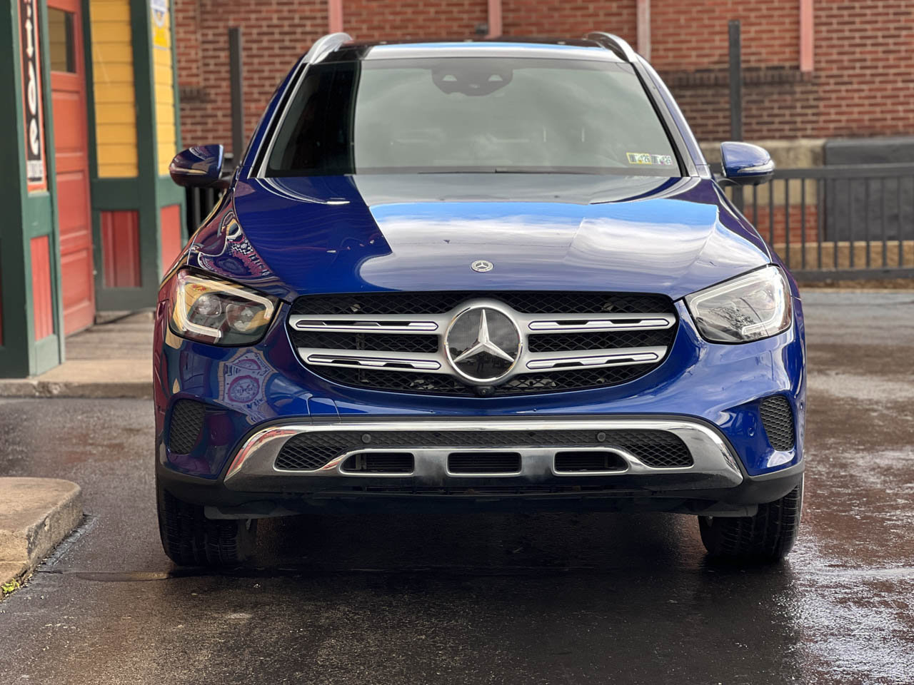 Used 2020 Mercedes-Benz GLC 300 4MATIC w/ Driver Assistance Package image 11