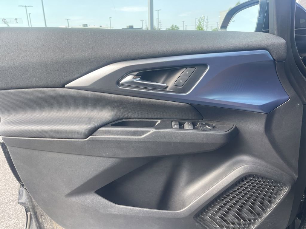 Used 2024 Chevrolet Equinox EV LT AWD/4WD image 24
