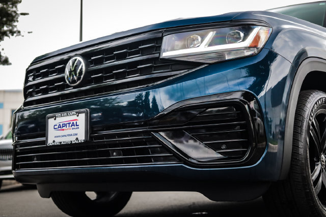 Used 2022 Volkswagen Atlas SEL R-Line AWD/4WD image 9