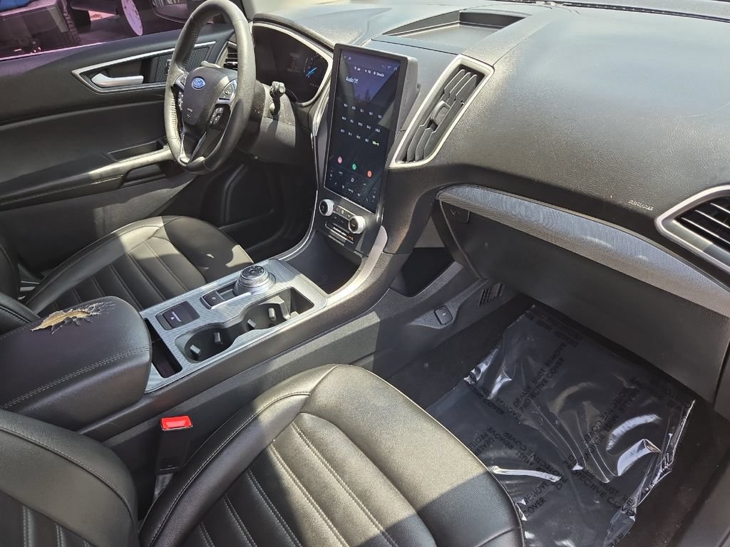 Used 2021 Ford Edge SEL w/ Convenience Package FWD image 16