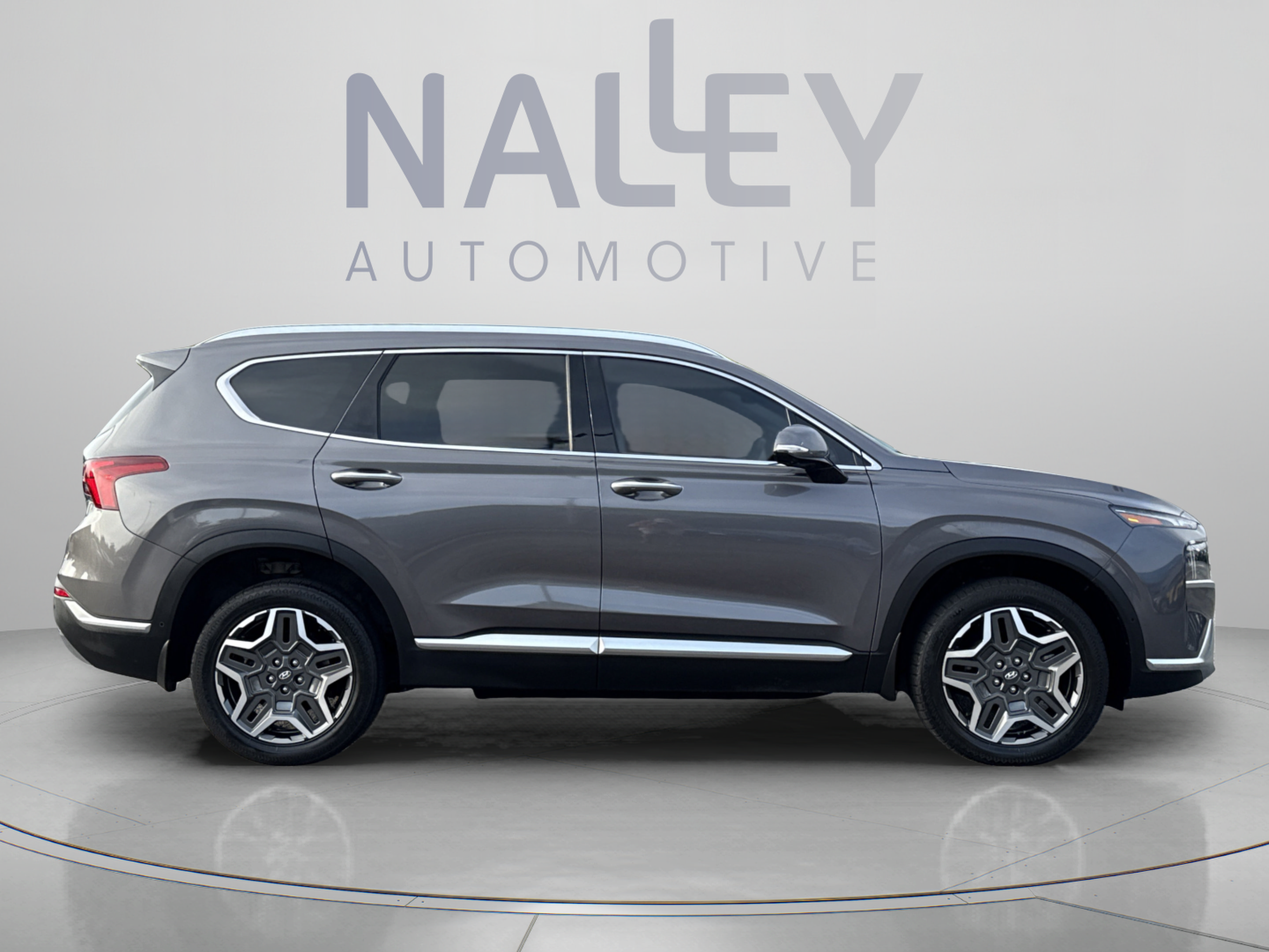 Used 2022 Hyundai Santa Fe Limited AWD/4WD image 6