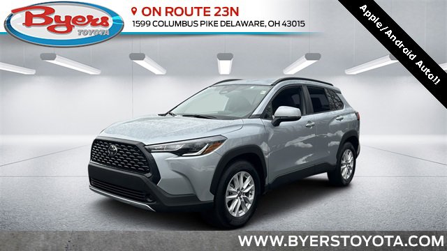 Used 2024 Toyota Corolla Cross LE image 1