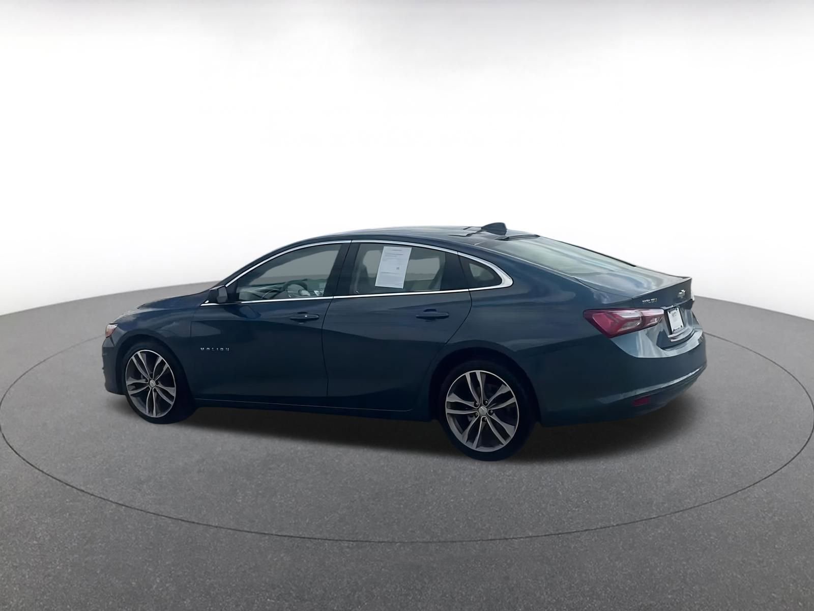 Used 2024 Chevrolet Malibu LT image 10