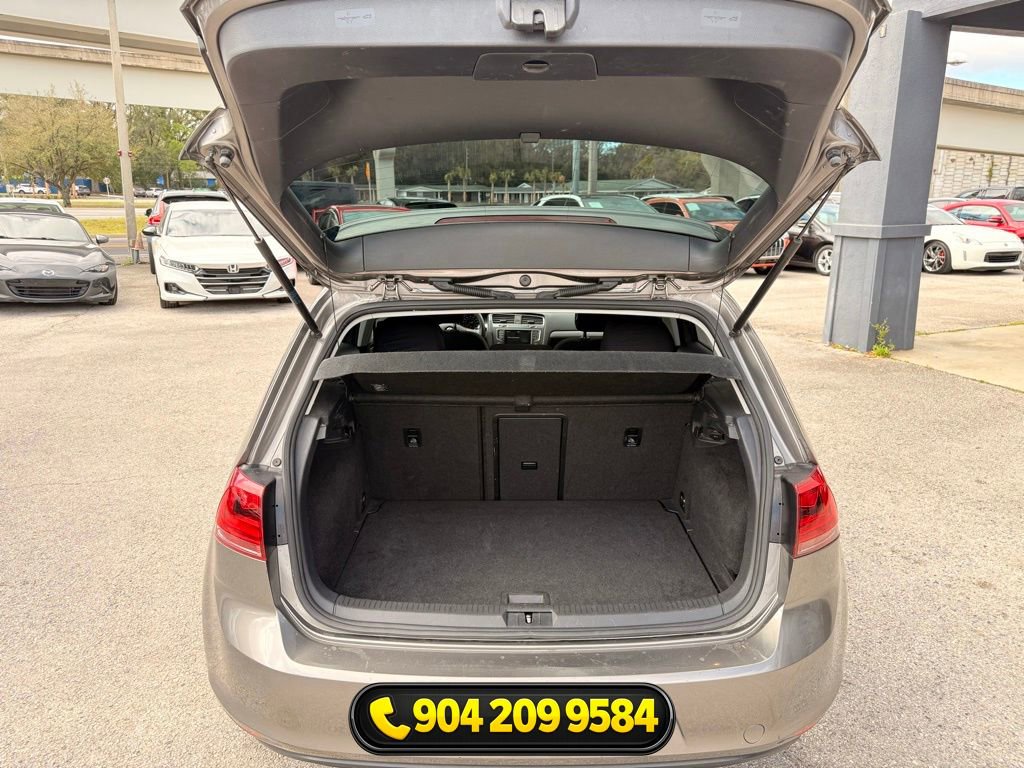 Used 2016 Volkswagen e-Golf SE FWD image 28