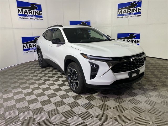 Certified 2026 Chevrolet Trax RS image 1