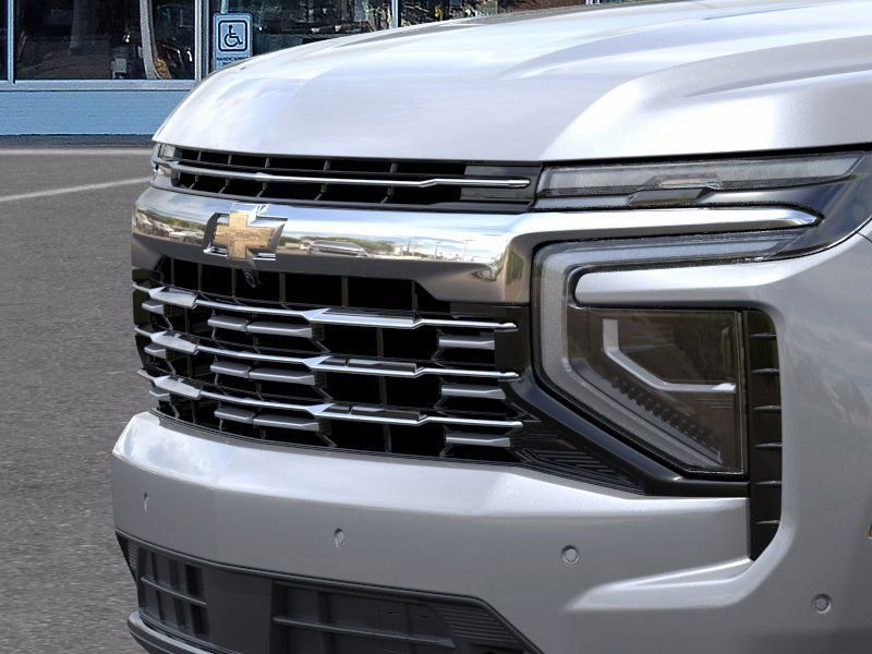 New 2026 Chevrolet Suburban Premier w/ Sun And Tow Package AWD/4WD image 13
