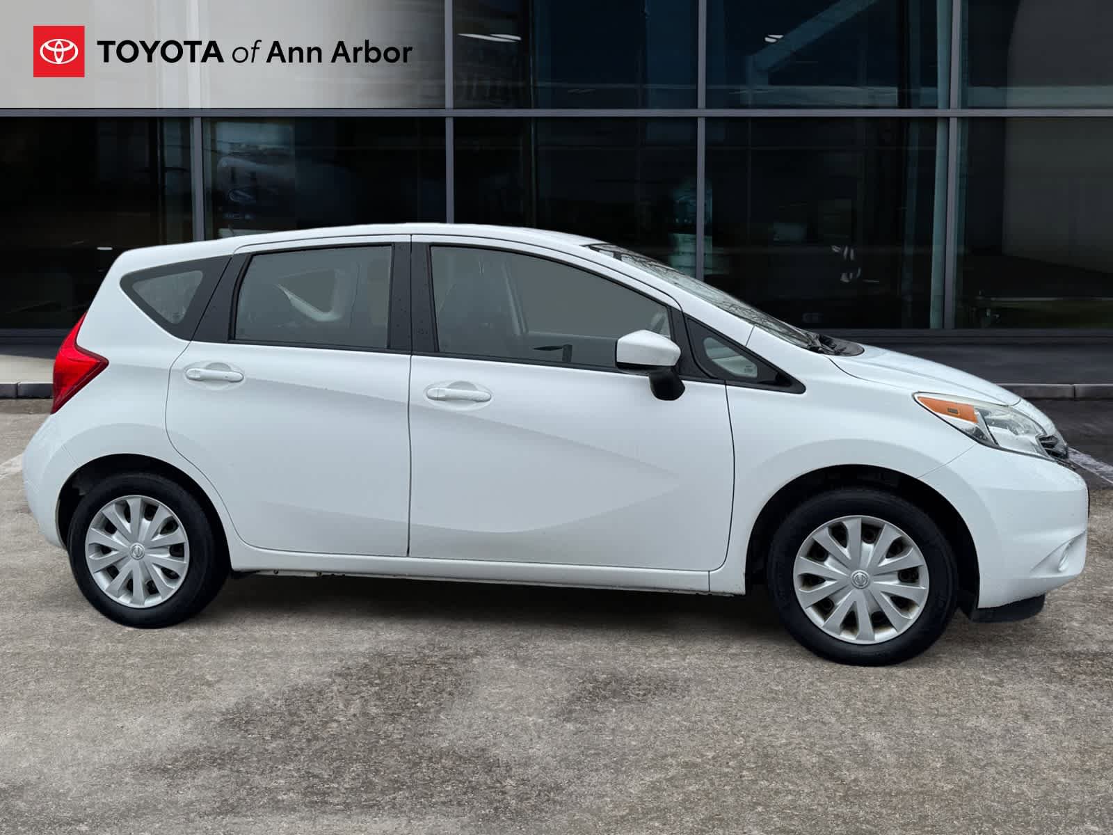 Used 2015 Nissan Versa Note SV image 11