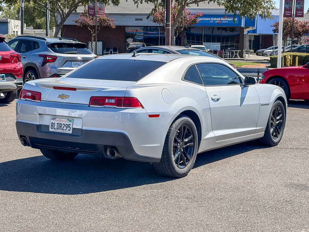 Used 2014 Chevrolet Camaro LS RWD image 4
