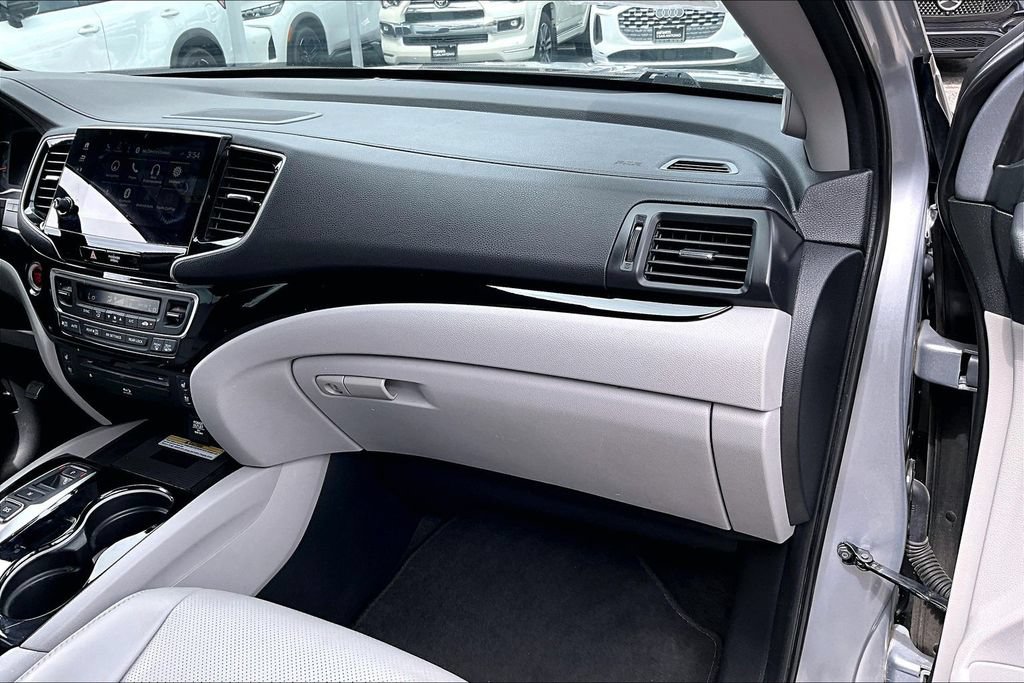 Used 2020 Honda Pilot Elite image 22