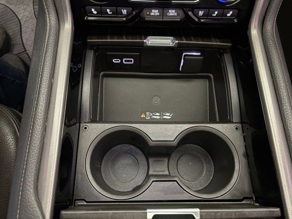 Used 2021 GMC Yukon Denali w/ Denali Premium Package image 30