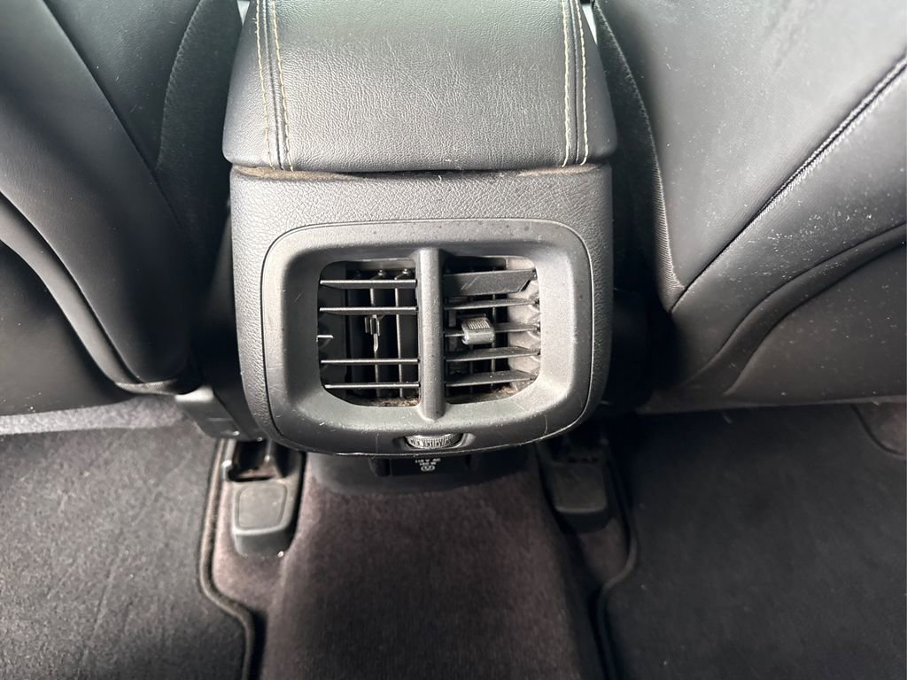 Used 2018 Jeep Cherokee Limited image 31