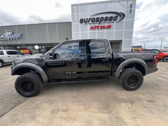Used 2018 Ford F150 Raptor w/ Equipment Group 802A Luxury image 9