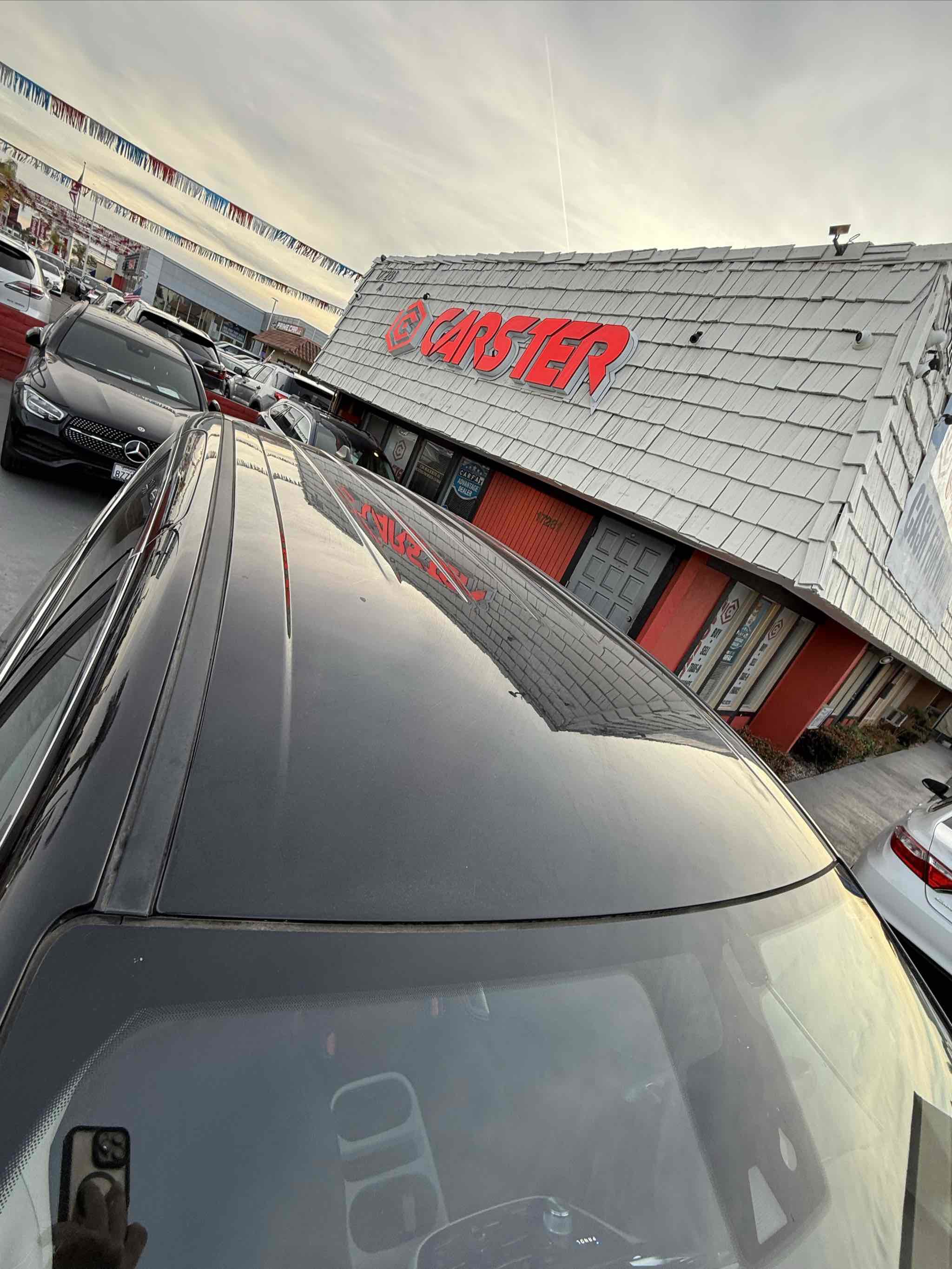Used 2023 Chrysler Voyager LX image 12