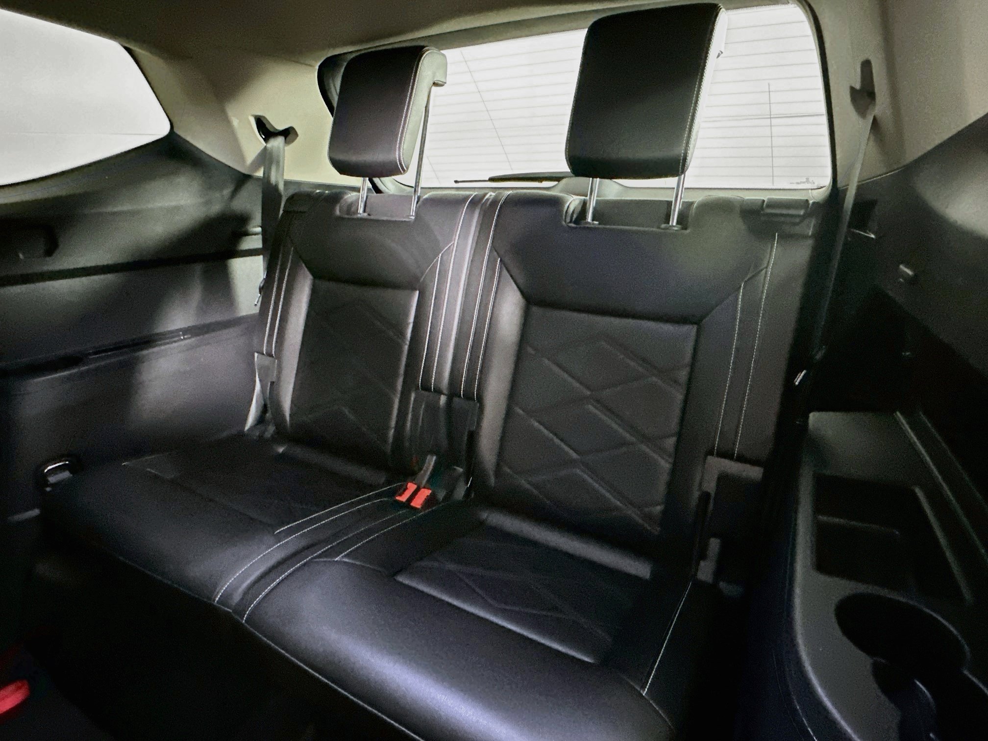 Used 2025 Volkswagen Atlas SE FWD image 28