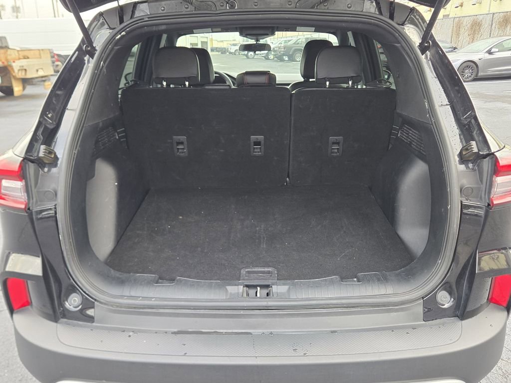 Used 2025 Ford Escape ST-Line image 12