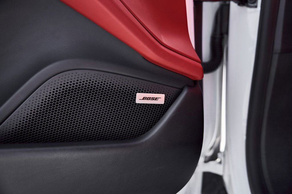 Used 2020 Porsche Taycan Turbo image 35