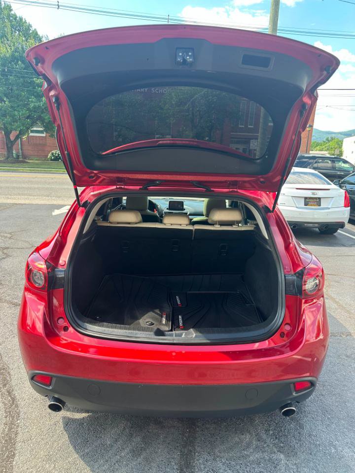Used 2015 MAZDA MAZDA3 s Grand Touring w/ Technology Package FWD image 19