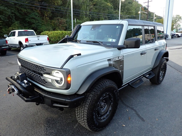Used 2022 Ford Bronco Everglades image 7
