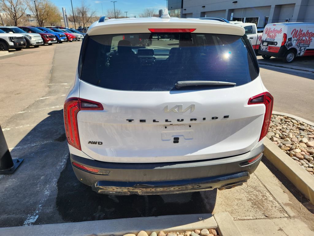 Used 2022 Kia Telluride SX w/ Nightfall Edition Package image 16