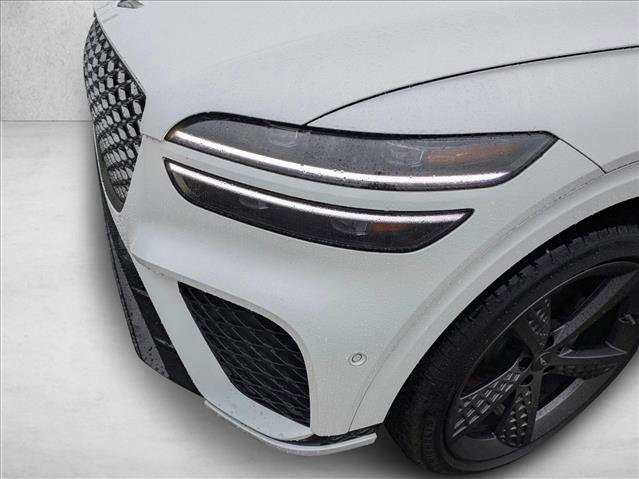 Used 2022 Genesis GV70 2.5T w/ Sport Prestige Package AWD/4WD image 9