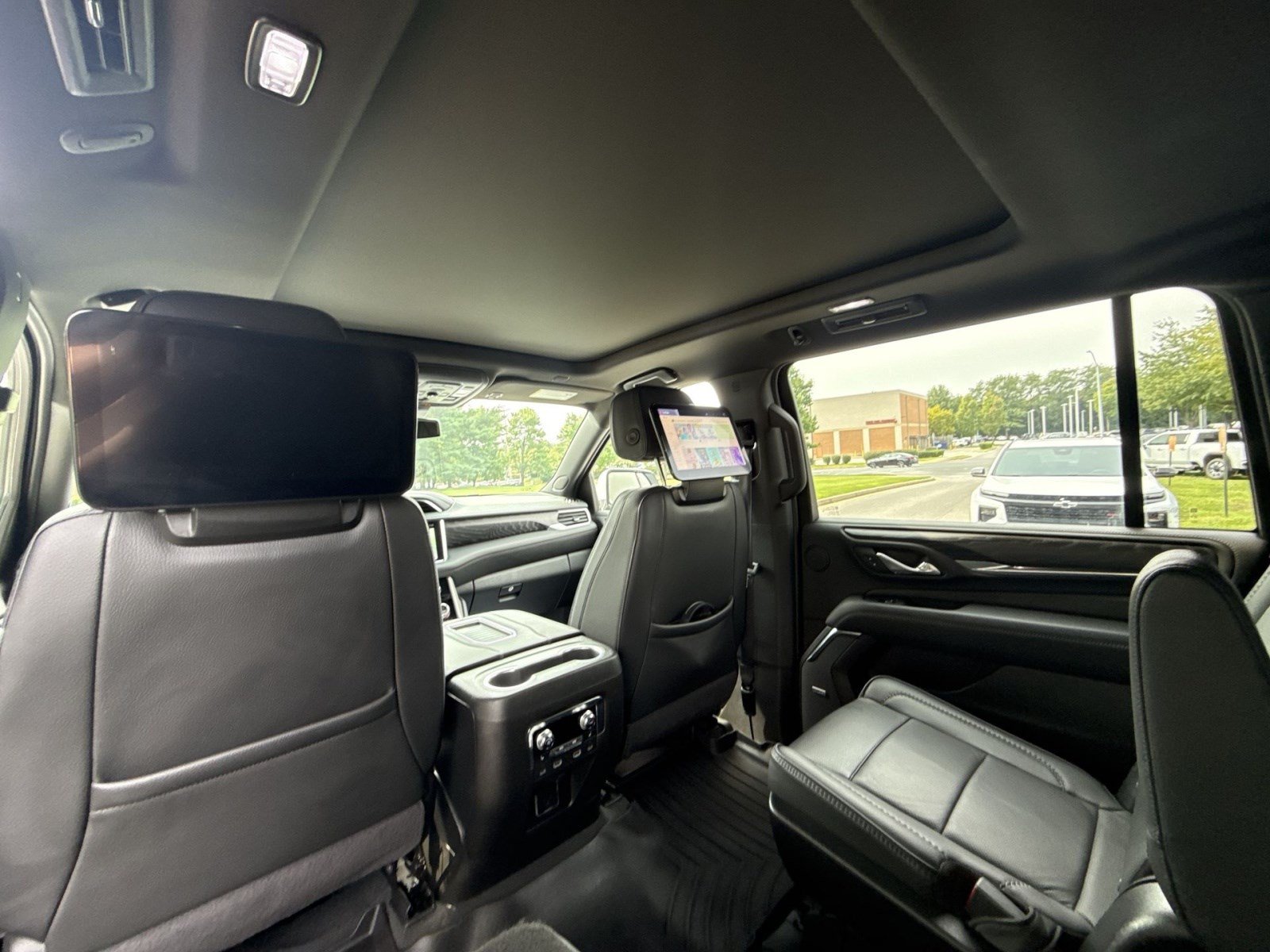 Used 2024 GMC Yukon XL Denali w/ Max Trailering Package AWD/4WD image 21