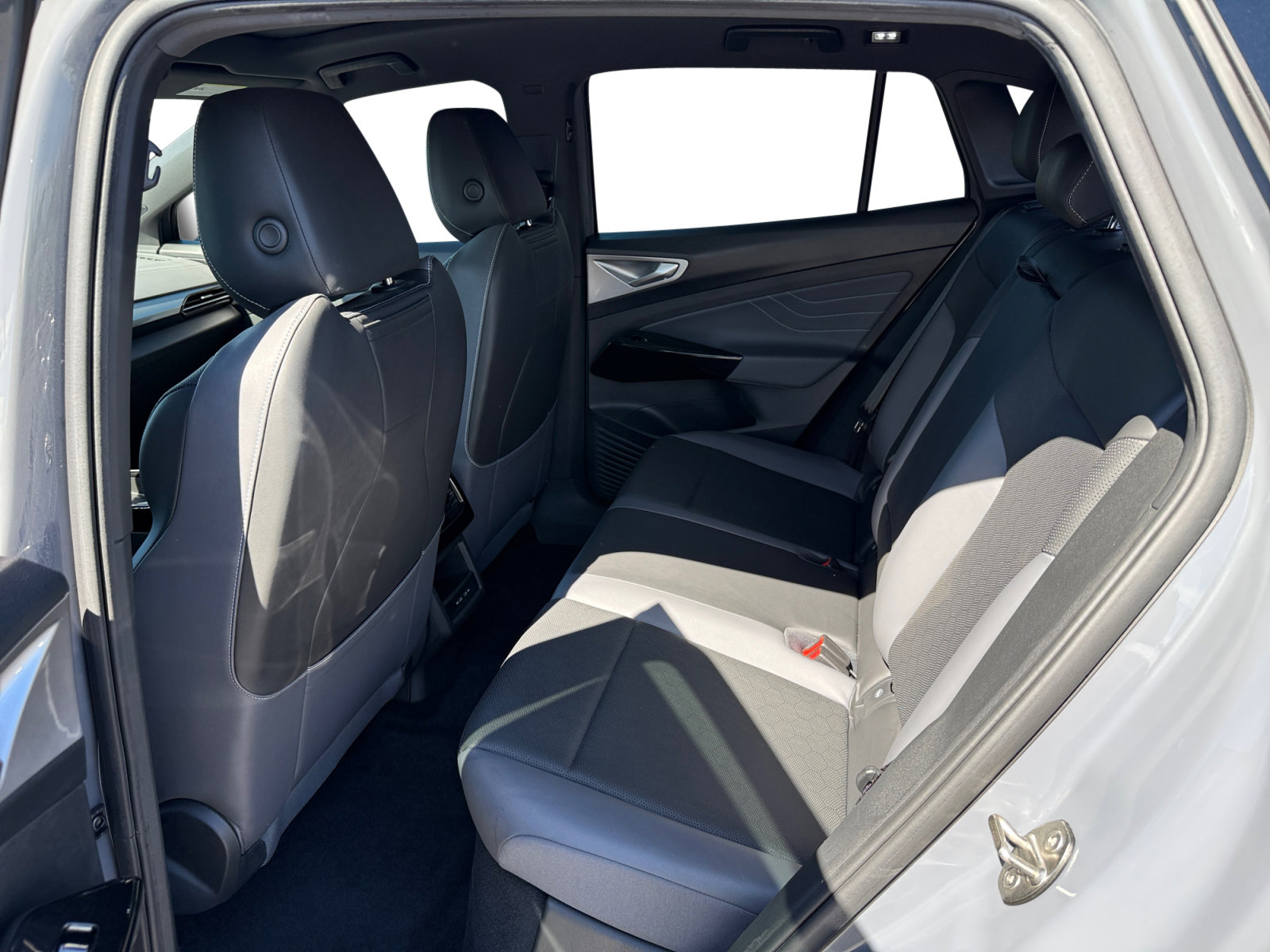 Certified 2023 Volkswagen ID.4 S image 16