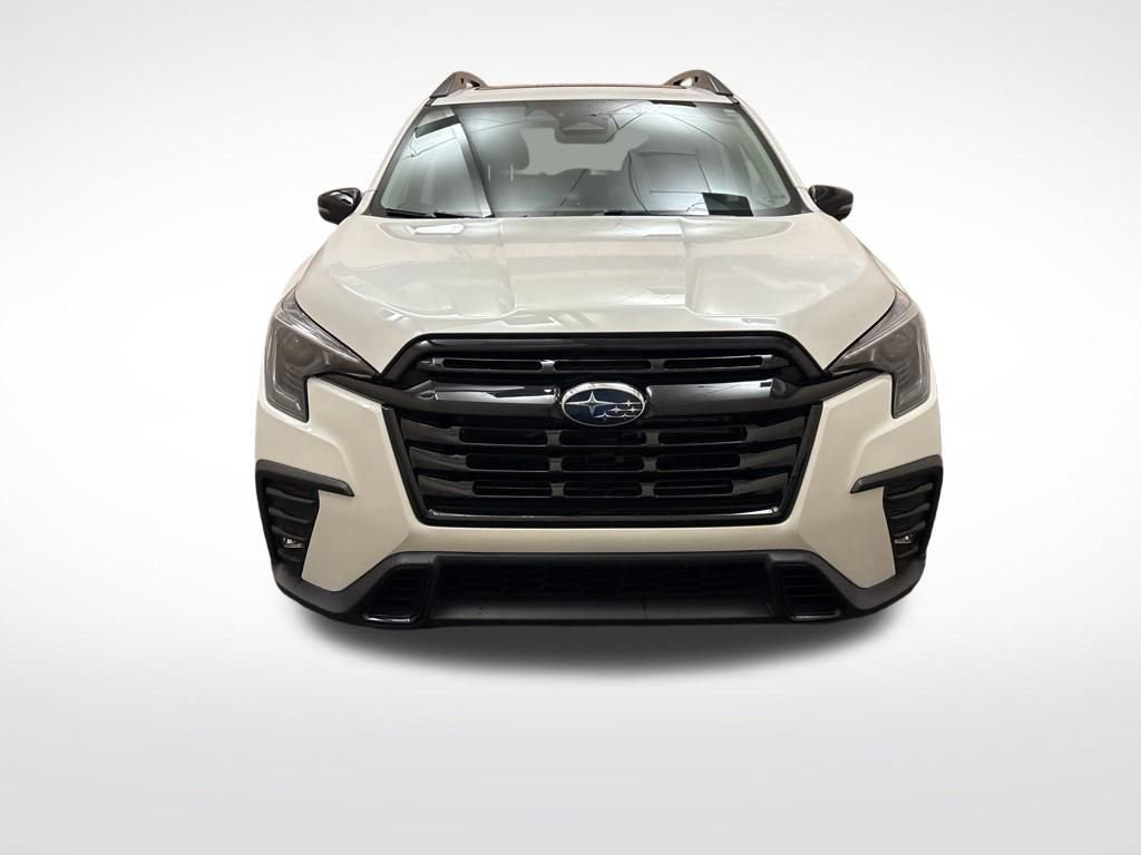 Used 2023 Subaru Ascent Onyx Edition AWD/4WD image 2