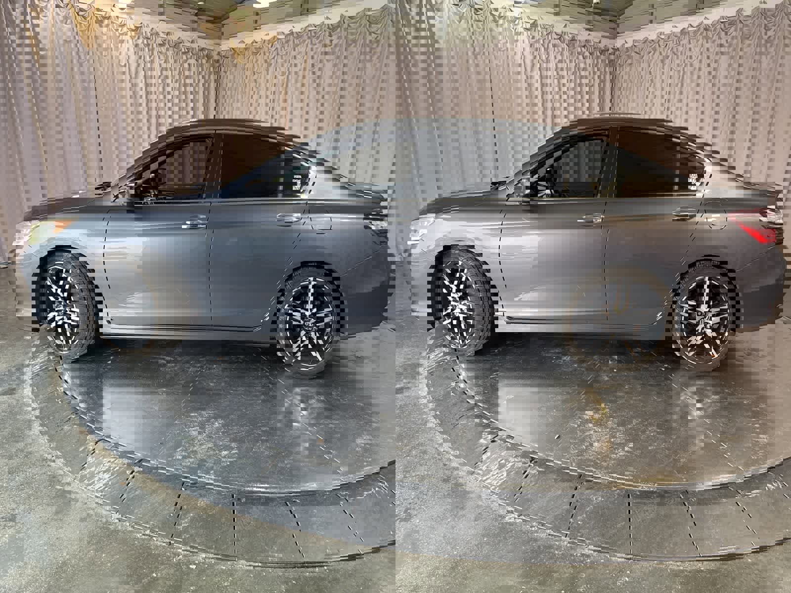 Used 2016 Honda Accord Sport image 8