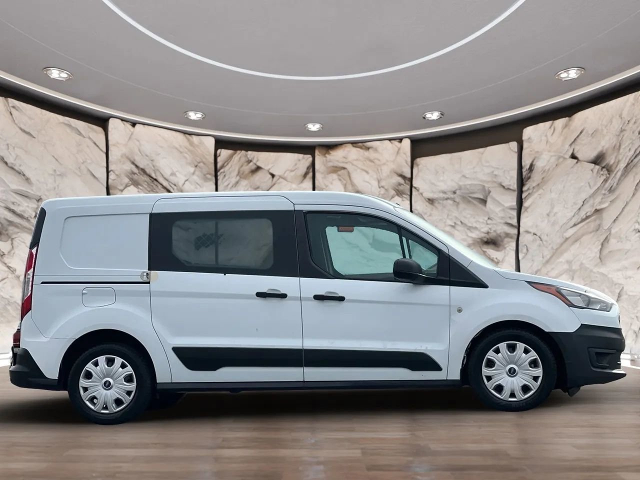 Used 2021 Ford Transit Connect XL image 4