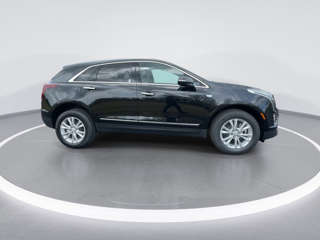 New 2026 Cadillac XT5 Luxury image 9