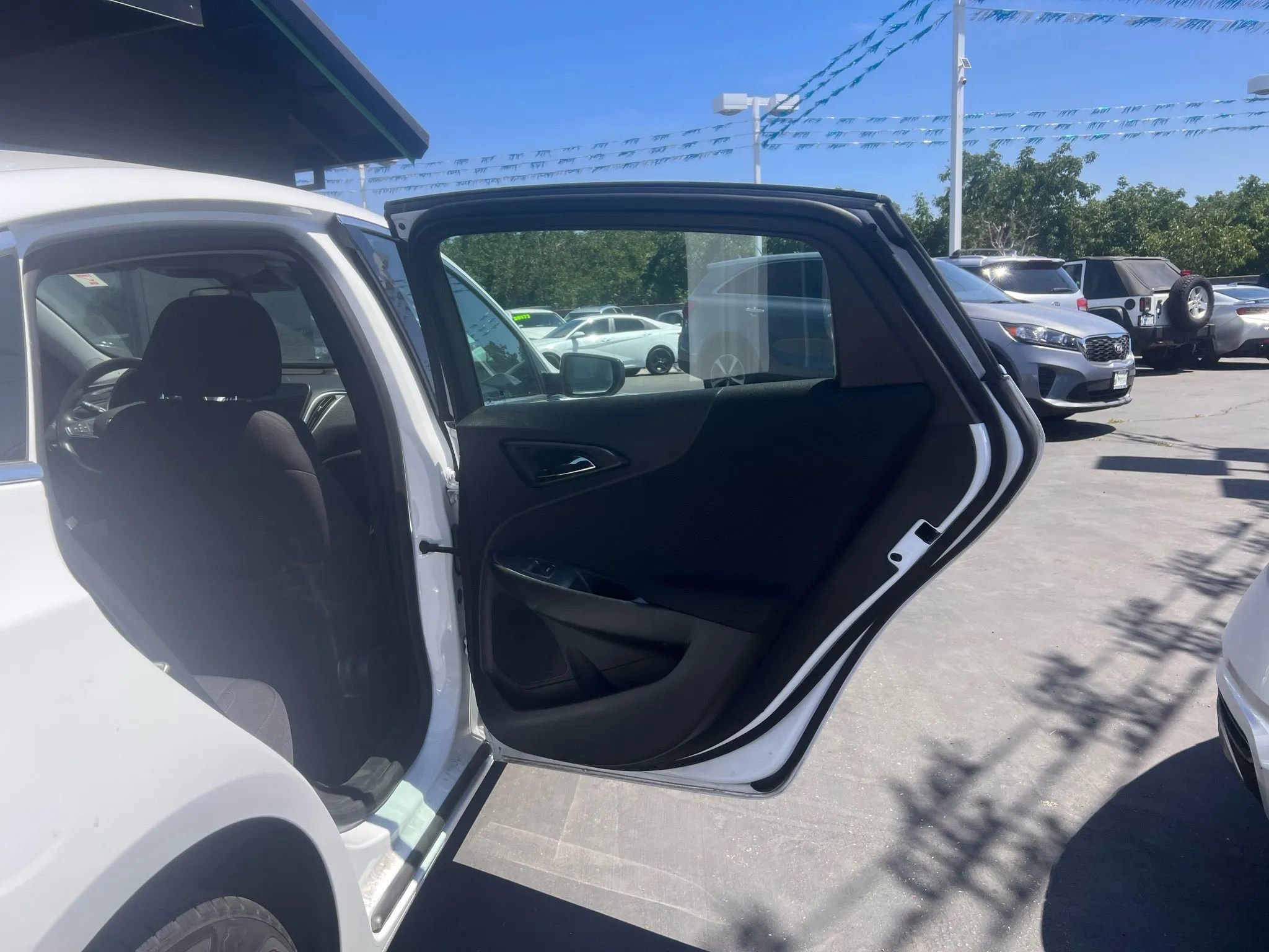 Used 2023 Chevrolet Malibu LT image 12