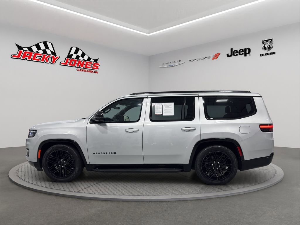 Used 2024 Jeep Wagoneer Series II w/ Convenience Group I image 2