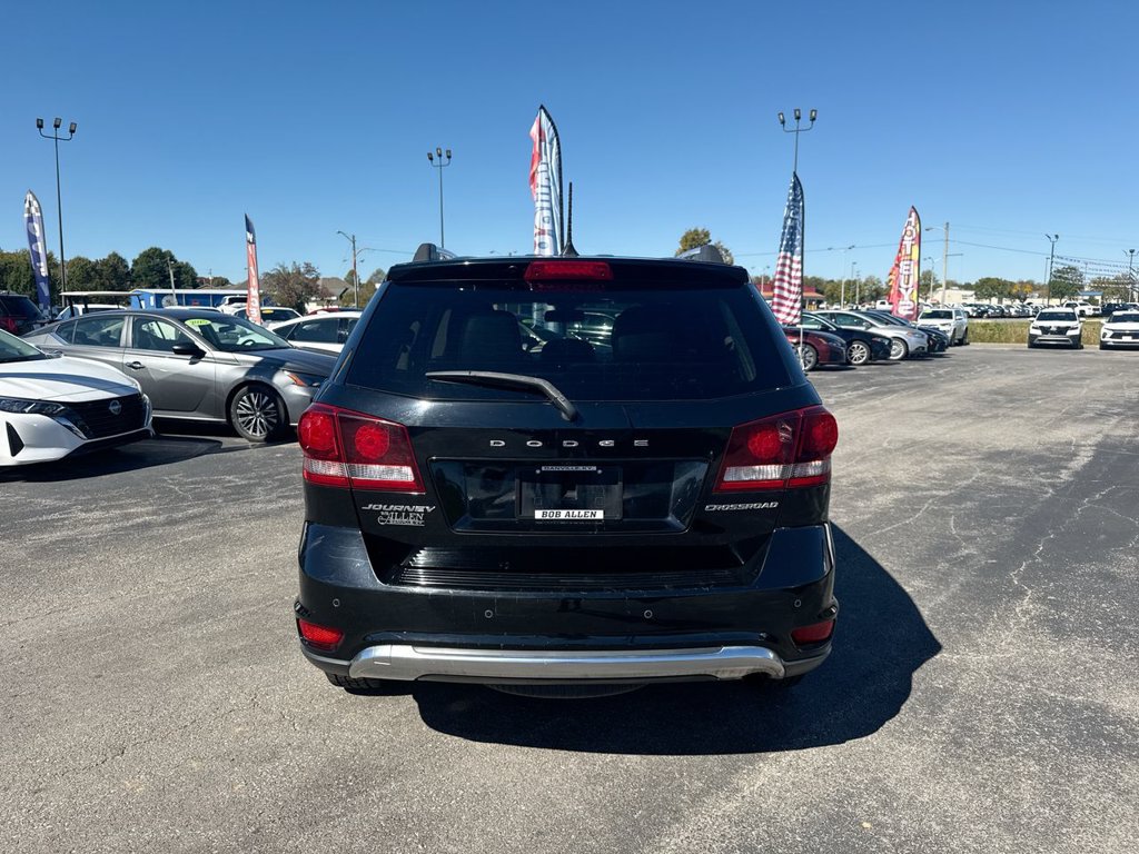 Used 2020 Dodge Journey Crossroad w/ Popular Equipment Group FWD image 10