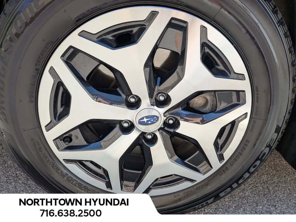 Used 2024 Subaru Forester Premium AWD/4WD image 43