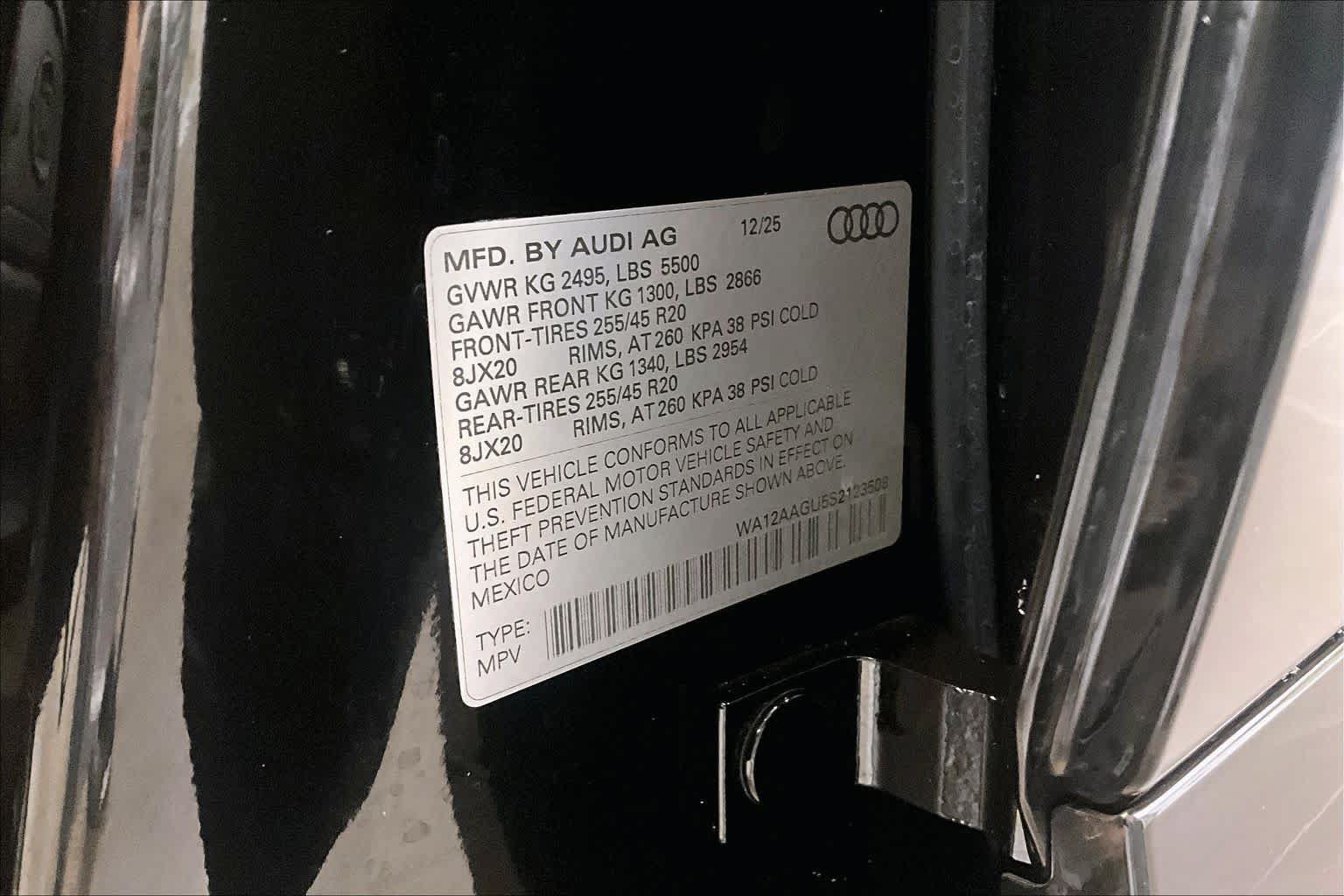 Certified 2025 Audi Q5 Premium AWD/4WD image 34