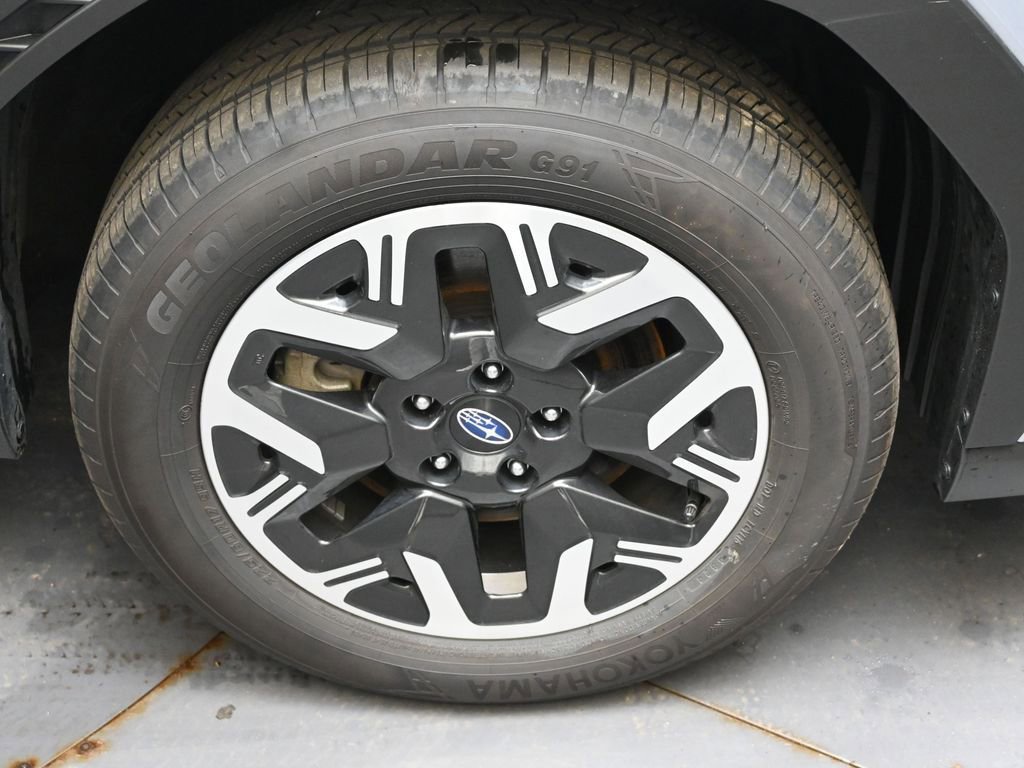 Certified 2025 Subaru Forester Premium image 10