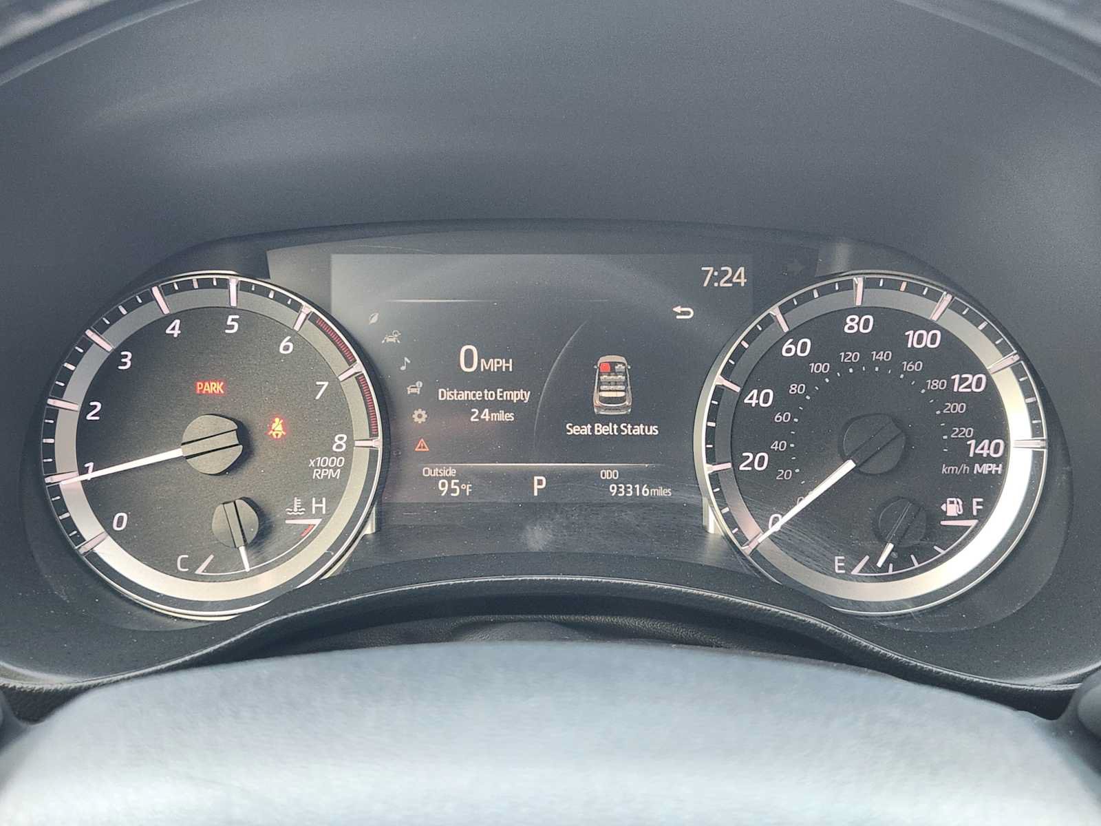 Used 2023 Toyota Highlander LE FWD image 15