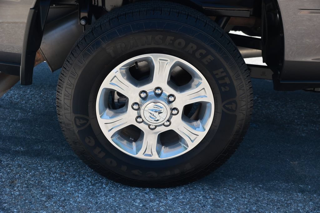 Used 2025 RAM 2500 Big Horn AWD/4WD image 9