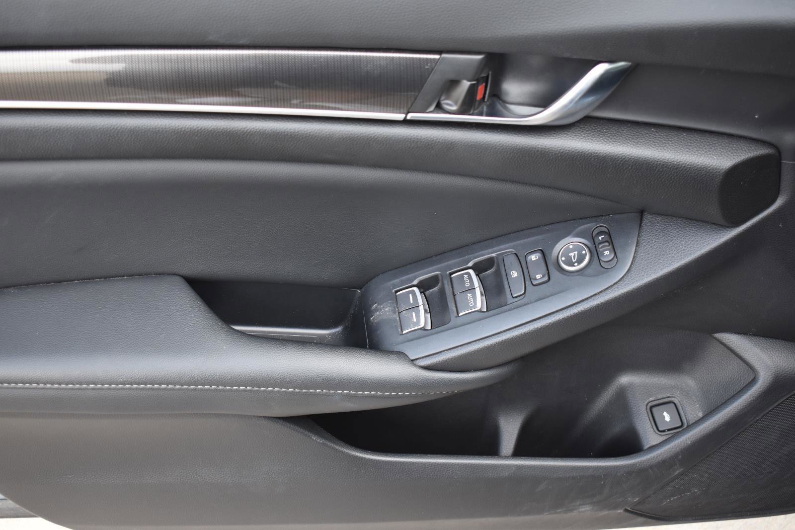 Used 2022 Honda Accord Sport image 19