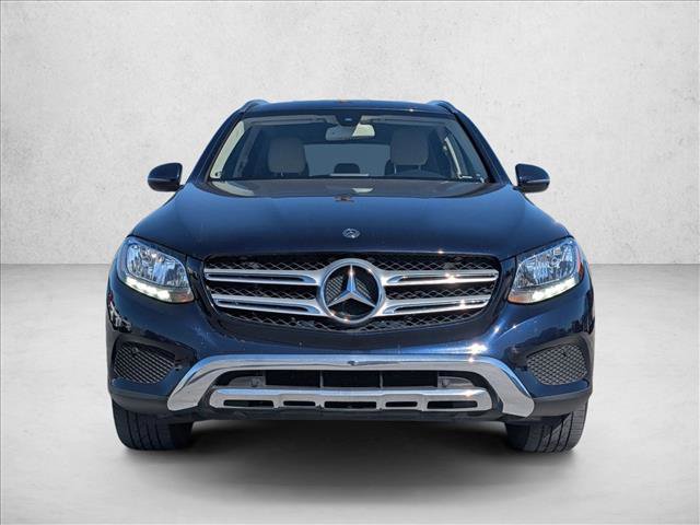 Used 2019 Mercedes-Benz GLC 300 4MATIC image 2