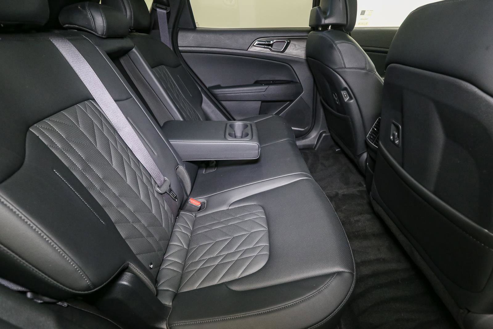 Used 2023 Kia Sportage X-Line AWD/4WD image 25