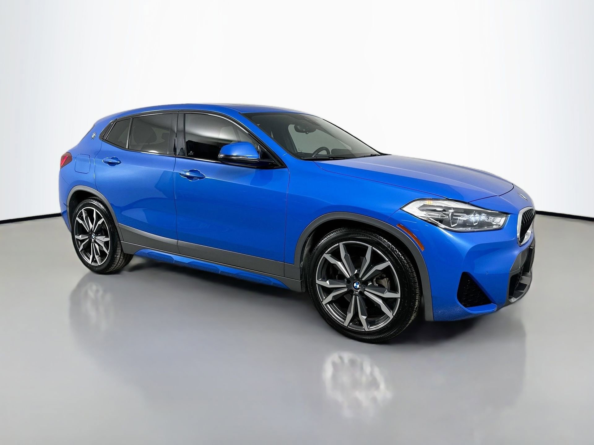 Used 2021 BMW X2 xDrive28i w/ M Sport X Package image 4
