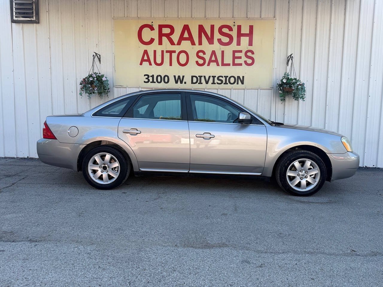 Used 2007 Mercury Montego Luxury FWD image 5