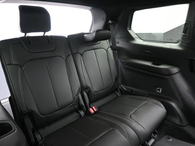 New 2026 Jeep Grand Cherokee L Limited image 19