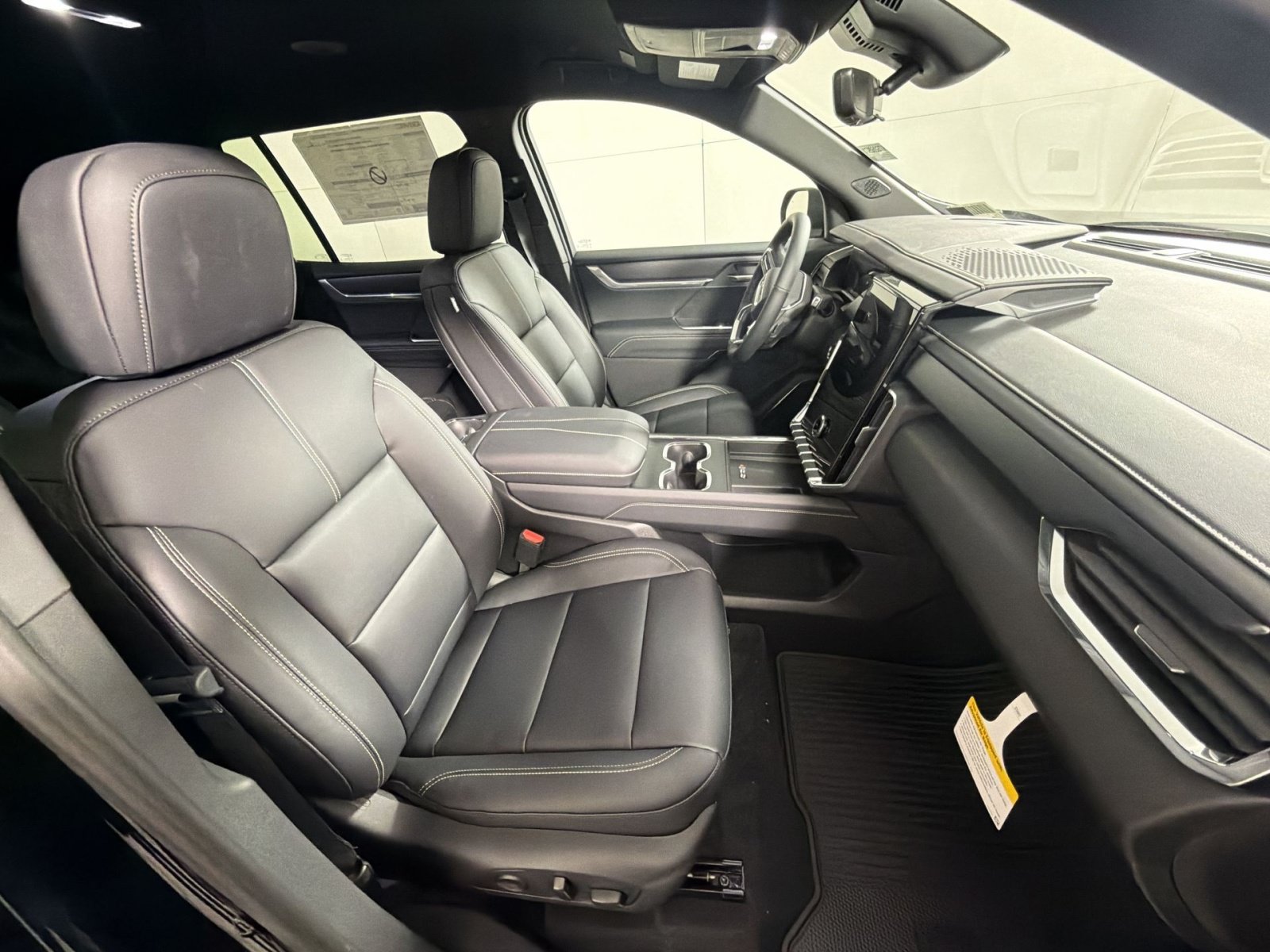 New 2026 GMC Acadia Elevation w/ Elevation Premium Package FWD image 27